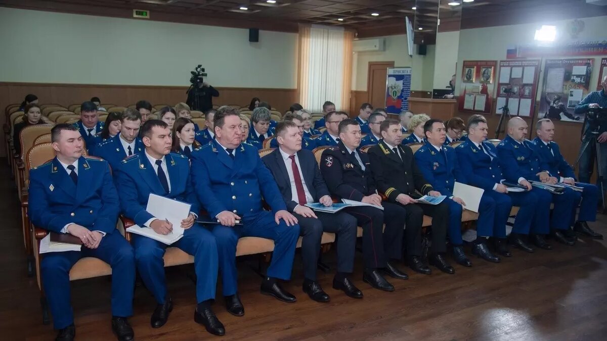     Сегодня в Абакане состоялось расширенное заседание коллегии республиканской прокуратуры, сообщает прокуратура Хакасии.