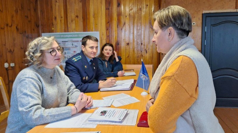 Правовая информация это в информатике. Правовая информатика. Виды правовой информации. Официально правовая информация. Источники правовой информации.