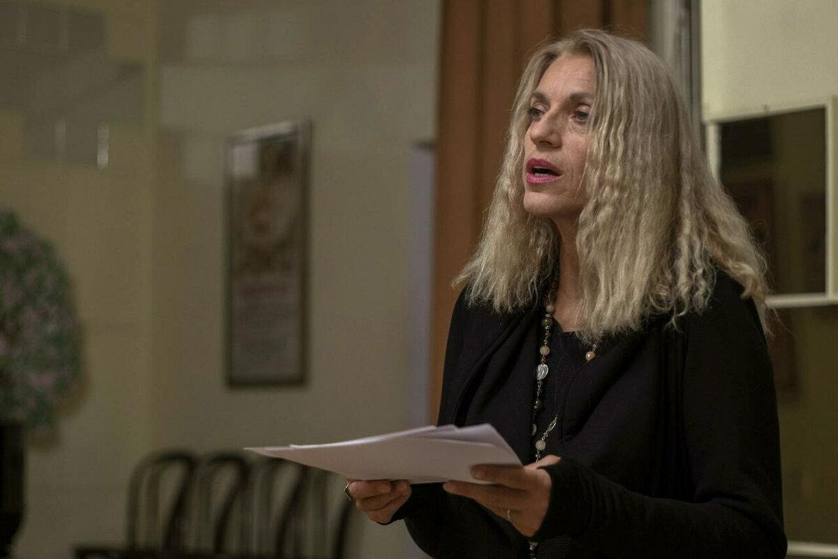 Одухотворенное лицо поэтессы