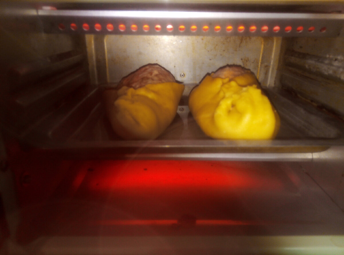 Постные блины чеснок. Толстая женщина ест. Попостнее или пожирнее. Попостнее или пожирнее. Попостнее или пожирнее.