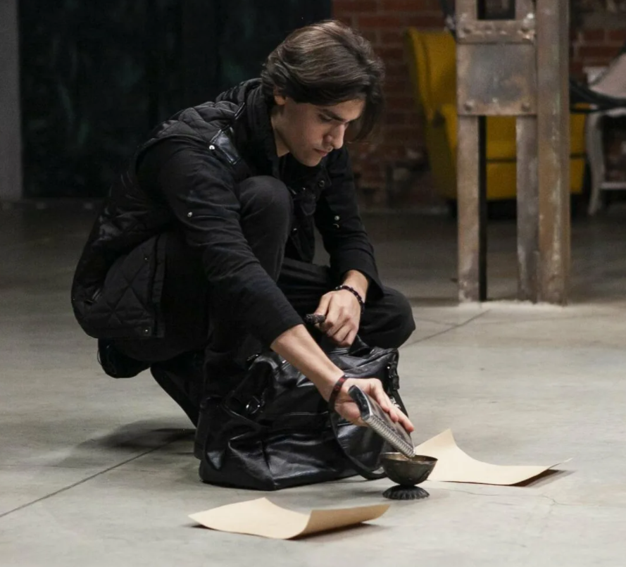 Битва экстрасенсов бузова. Битва экстрасенсов бузова 2008. Битва экстрасенсов бузова мистер икс. Битва экстрасенсов бузова 2009. Бузова на битве экстрасенсов 2020.