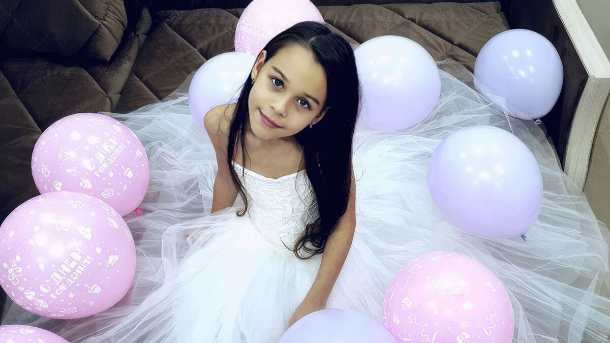    Милана Некрасова в детстве