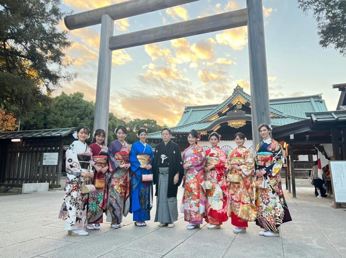 кимоно япония. японцы утверждают что они представляют собой. японцы утверждают что они представляют собой. японцы утверждают что они представляют собой. современное общество японии.