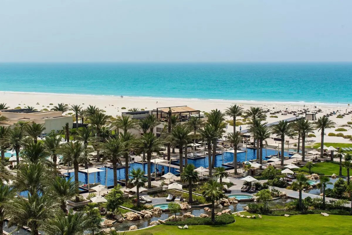 Хаят абу даби. Остров Саадият Абу-Даби. Абу Даби Park Hyatt. Park Hyatt Abu Dhabi Hotel & Villas 5*. Пляж Саадият Абу-Даби.