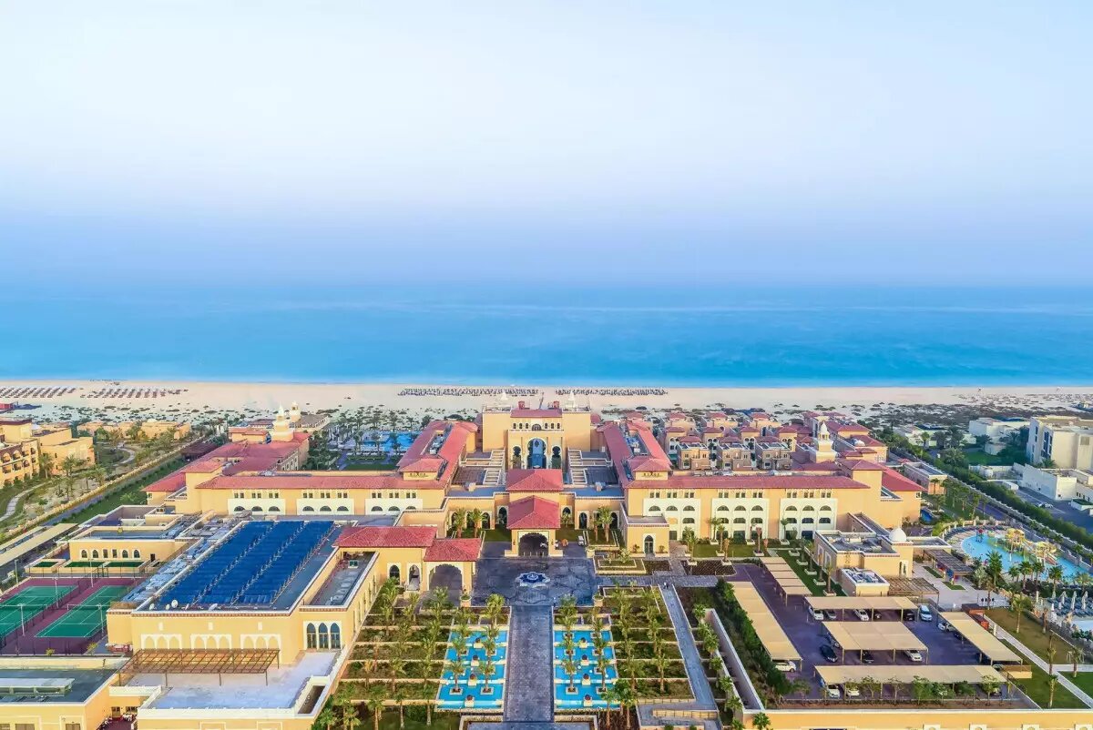 Риксос саадият абу. Дубай Риксос Абу Даби. Абу Даби Rixos Saadiyat Island. Rixos Premium Saadiyat Island 5 Абу-Даби. Rixos Premium Saadiyat Island ОАЭ, Абу-Даби, Saadiyat Island.