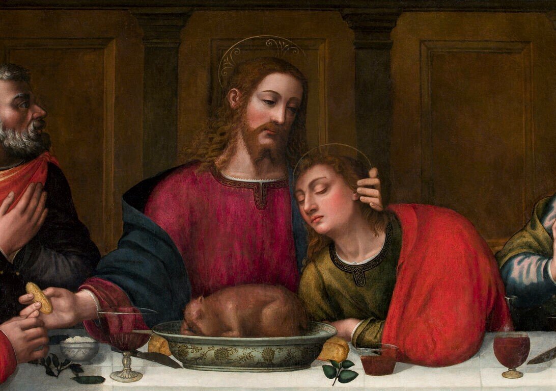 Фрагмент картины "Тайная вечеря" монахини-художницы Плаутиллы Нелли. Иисус обнимает апостола Иоанна, а перед ним закланный агнец. 1568 г.