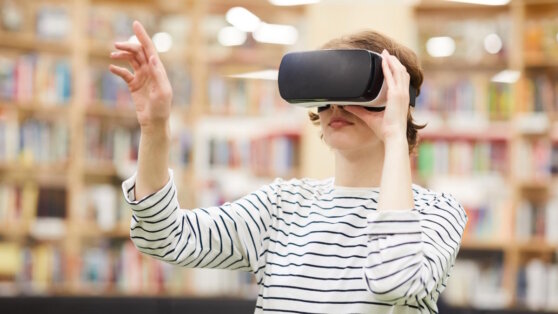 виртуальная реальность и дополненная реальность. виртуальная и дополненная реальность. виртуальная и дополненная реальность. мультимедиа в компьютерных играх. очко виртуальной реальности.