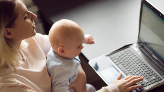    Госдума приняла закон о запрете увольнять одиноких родителей с детьми до 16 лет Татьяна Сидорова