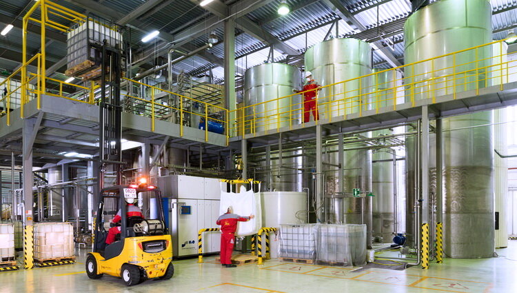 разлив легковоспламеняющихся жидкостей. фильтр лвж 125. легко воспламеняющие жидкости. едкие и коррозионные вещества. разлив легковоспламеняющихся жидкостей.