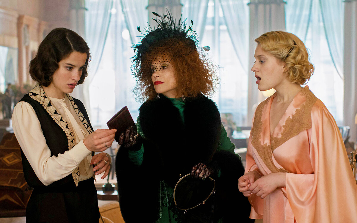 Кадр из фильма «Мое преступление», реж. Франсуа Озон, 2023