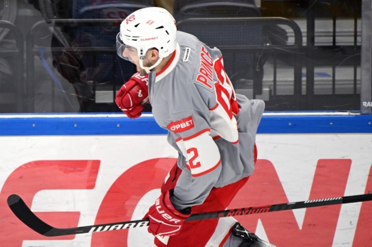 Сделал предложение и жалею. Предложение мужчине руки и сердца. Мужчина делает предложение. Мужчина делает предложение. Аль пачино цитаты.