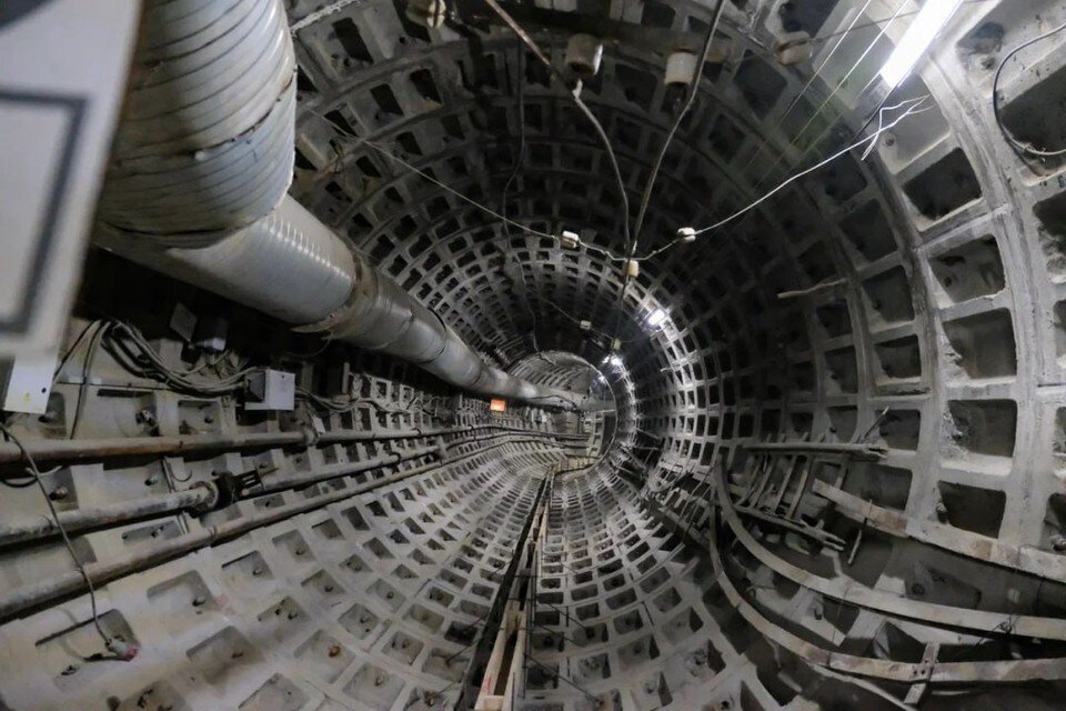 какая ветка метро работает