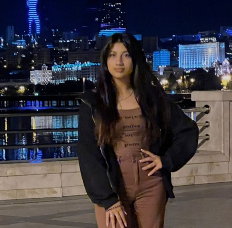     На фото: Илахэ Алиева за несколько дней до госпитализации в ПНД. Из личного архива семьи