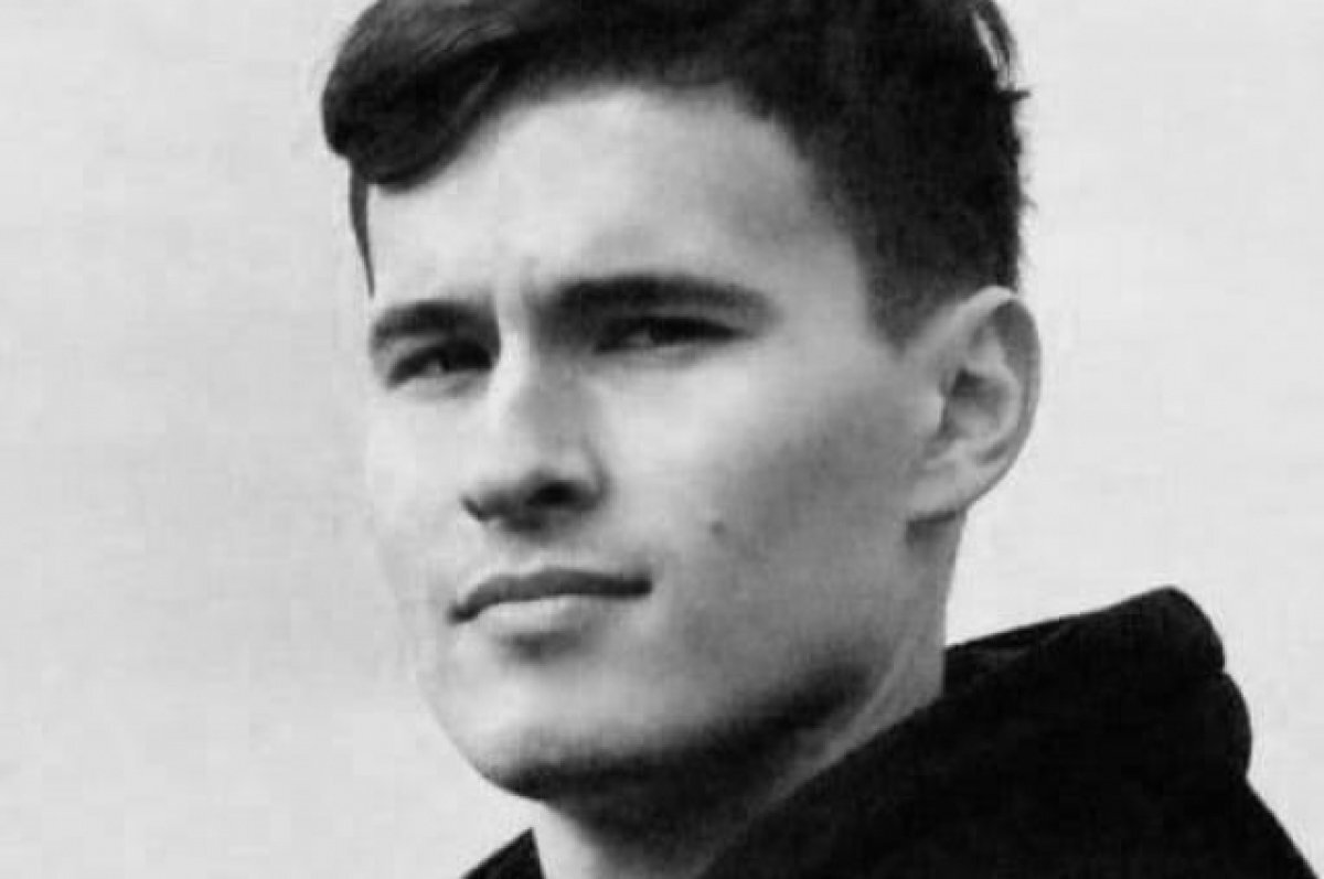    Стрелок мотострелкового взвода, ефрейтор Алексей Чумаков.