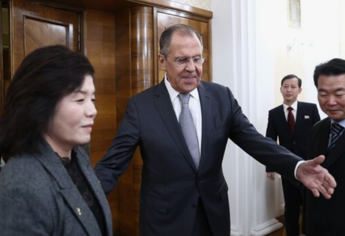 Главы МИД РФ и КНДР