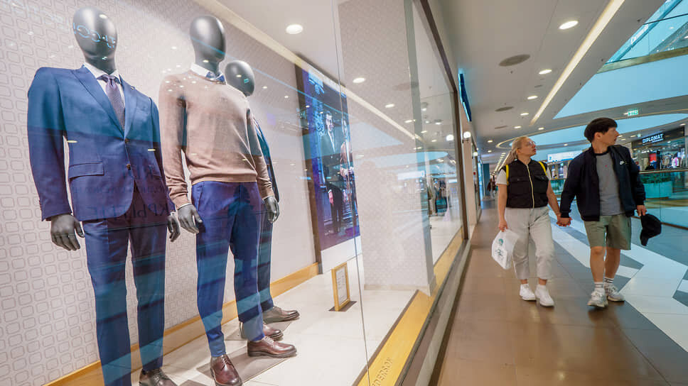 H&m 2011 коллекция. платье дени роуз 2012. фирма мода одежда. стильная молодежная одежда для девушек. коллекция dkny 2020.