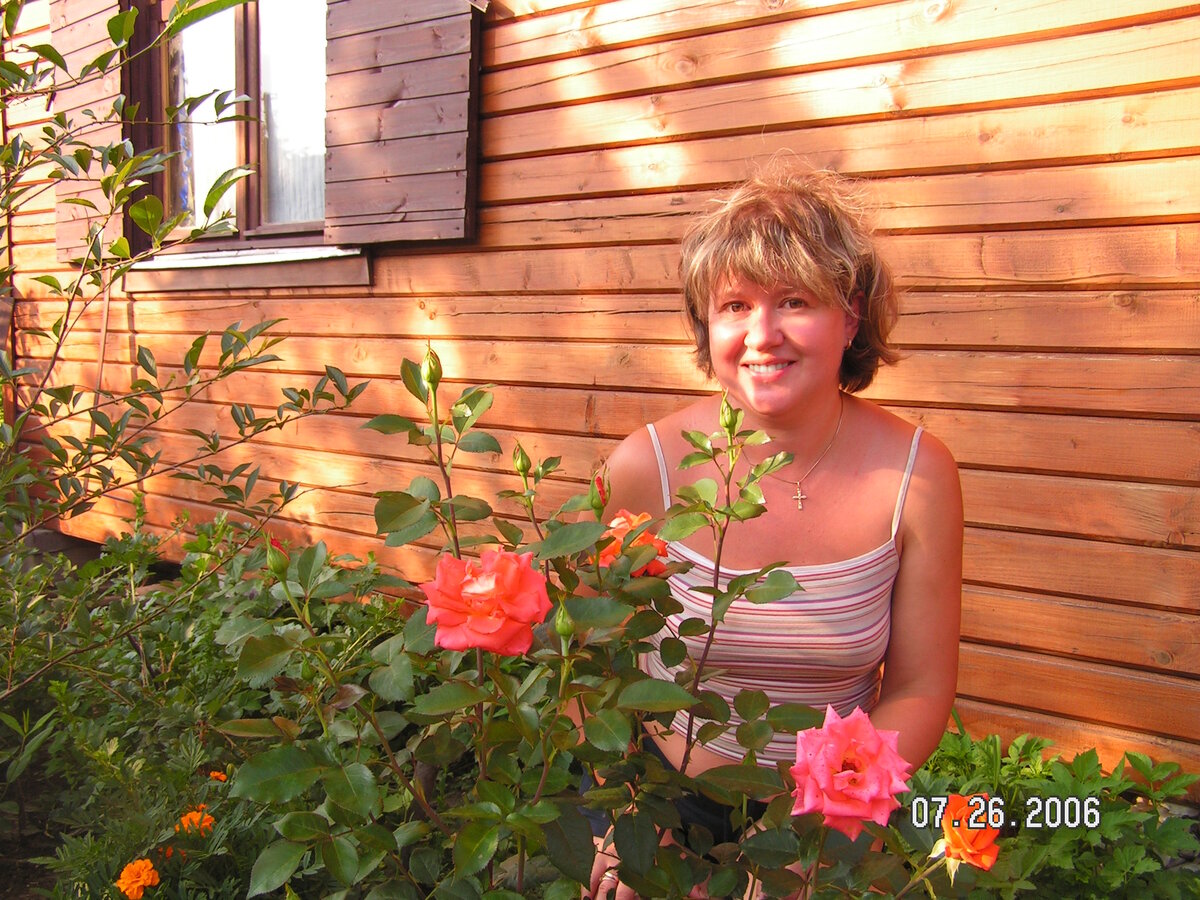 Построили новый дом, родили детей и... запустили участок!