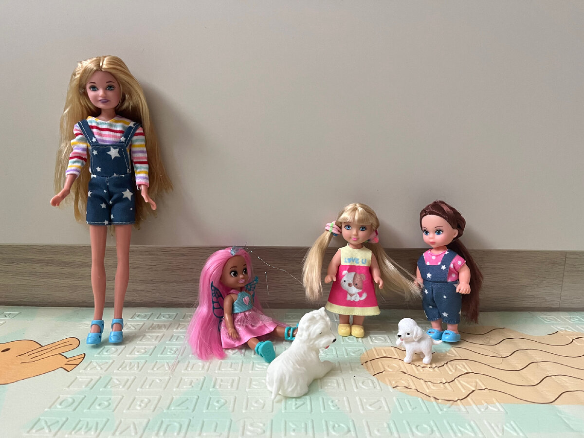 Кукольный «молодняк»: Милла, Карамелька, Туви, Лали. Песики Тоби и Бобби