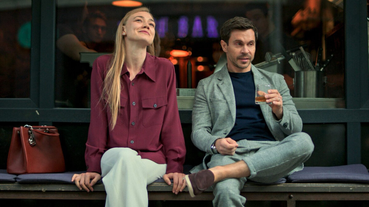 Топ серьезных. Дэвид ганди обои. Джерард батлер 2004. Москвин александр сергеевич урфу. Солидный мужчина в костюме.