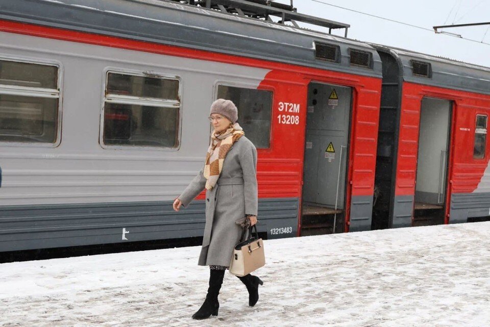 Петербург вельск поезд расписание