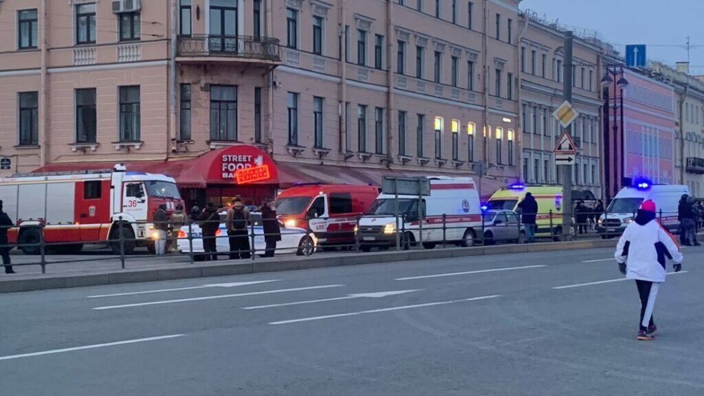    Фото: Патрульный Петербурга