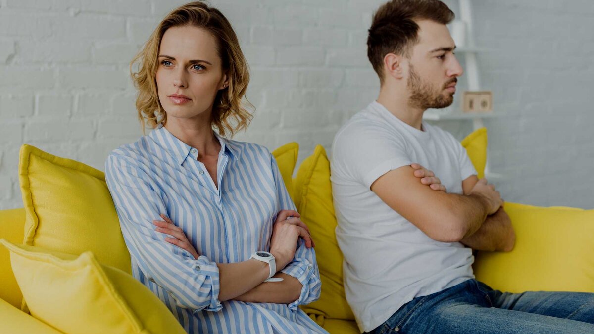 Ограничения после госслужбы. Должности государственной или муниципальной службы. Ограничения налагаемые на гражданина замещавшего должность. Увольнение с государственной службы. Уходить ли с госслужбы.