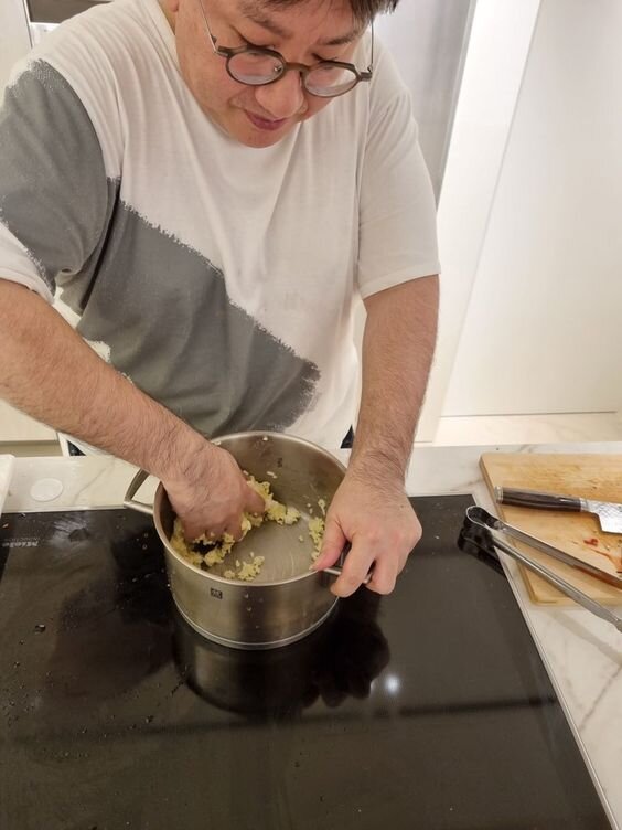 Я приготовлю им вкусный плов и они согласятся на отдых ... (продолжение в фото ниже) >>