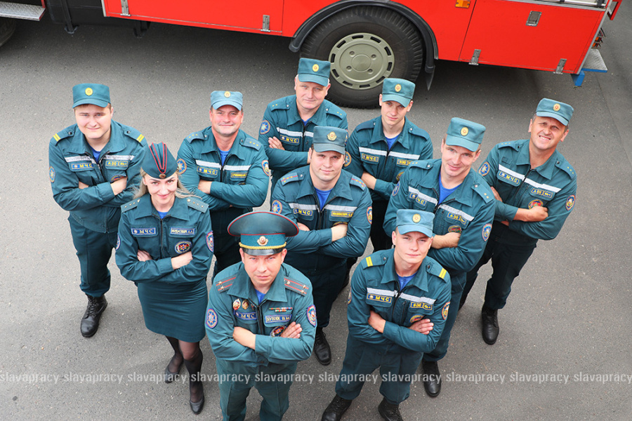     Коллектив Копыльского РОЧС отмечает профессиональный праздник — День спасателя