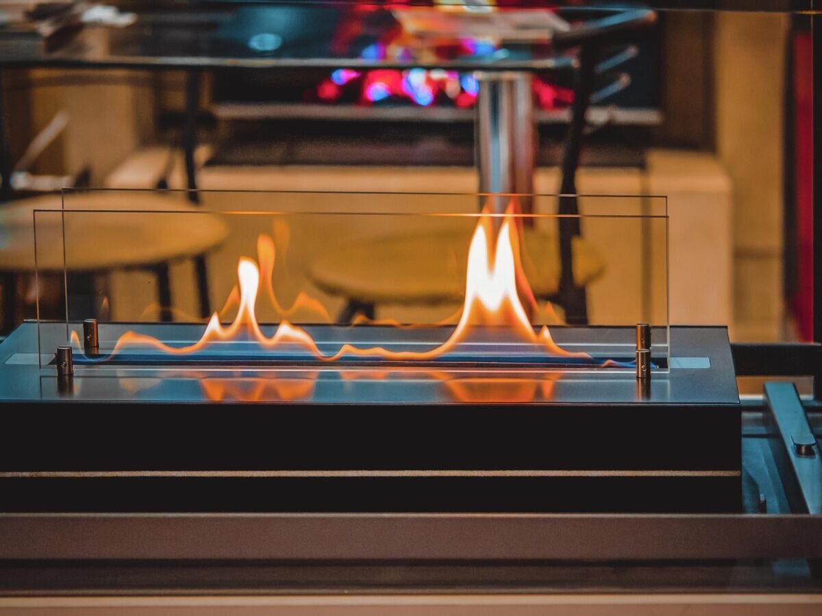    Биокамин© Depositphotos.com / Marina1448