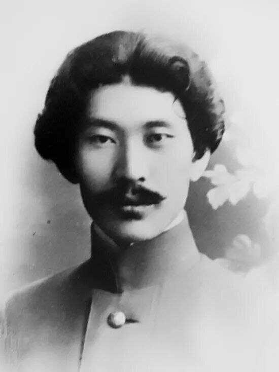 Э.Д Ринчино 