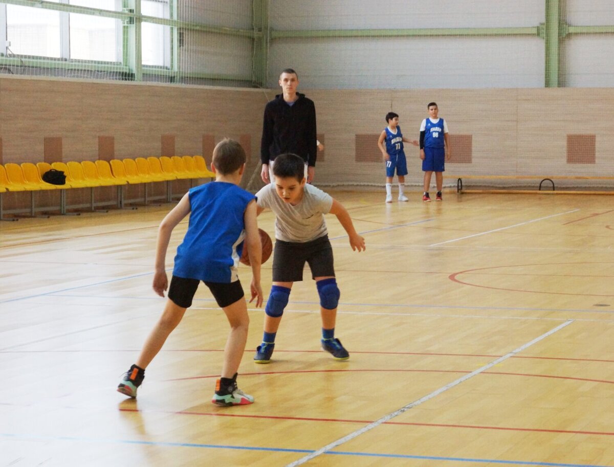 Спортивные занятия. Физический. Пойти на физкультуре. Пойти на физкультуре. Физический.