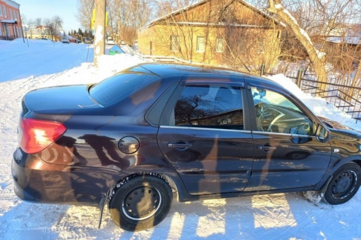    Томич оплатил 130 тысяч рублей долгов чтобы сохранить свой автомобиль