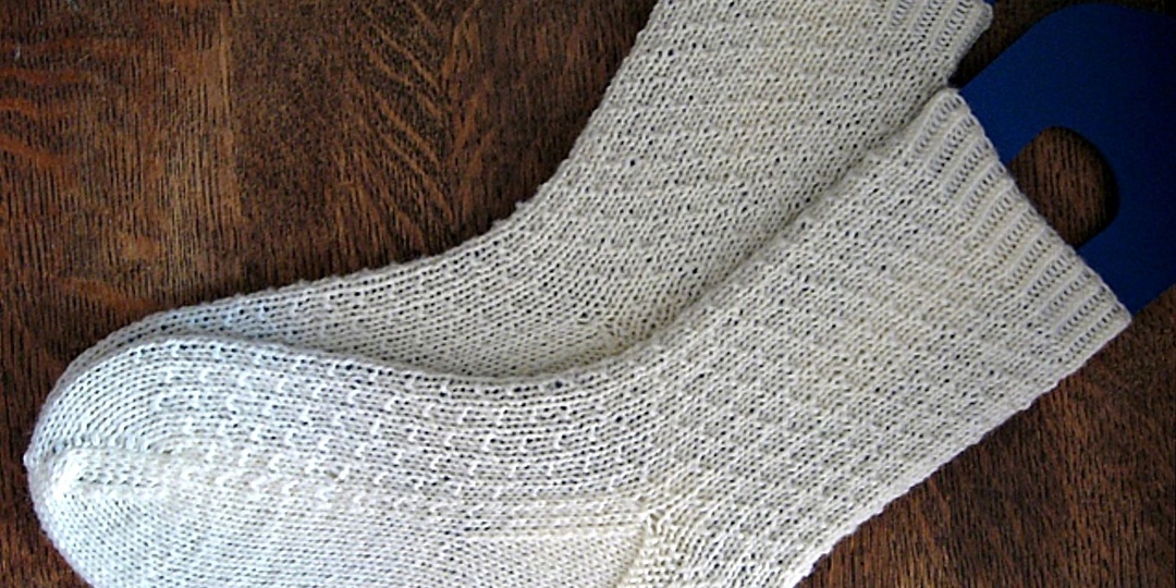 Носки спицами