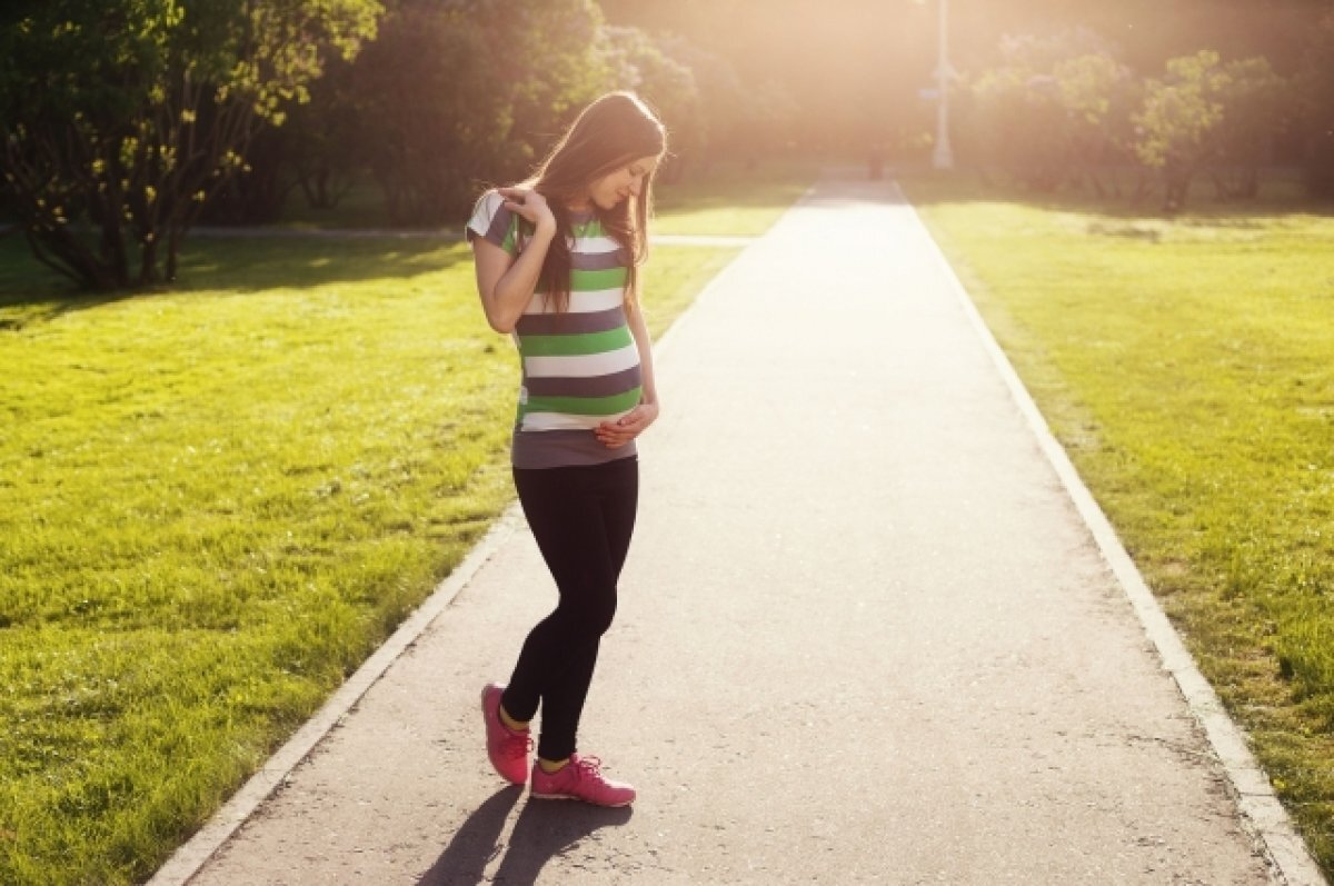    Смоляне присоединились к неделе ответственного отношения к беременности