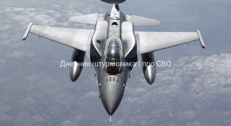 Истребитель F-16. Изображение Military watch. 