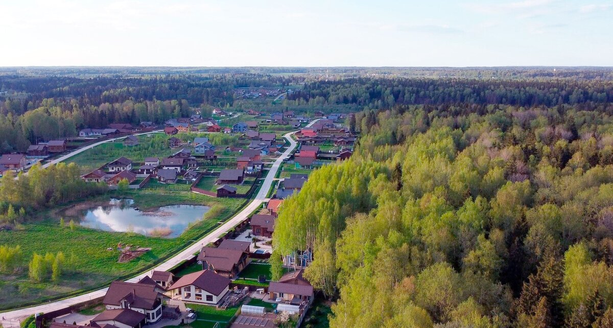 Коттеджный поселок "Вельга парк", где планируется построить "Усадьбу"