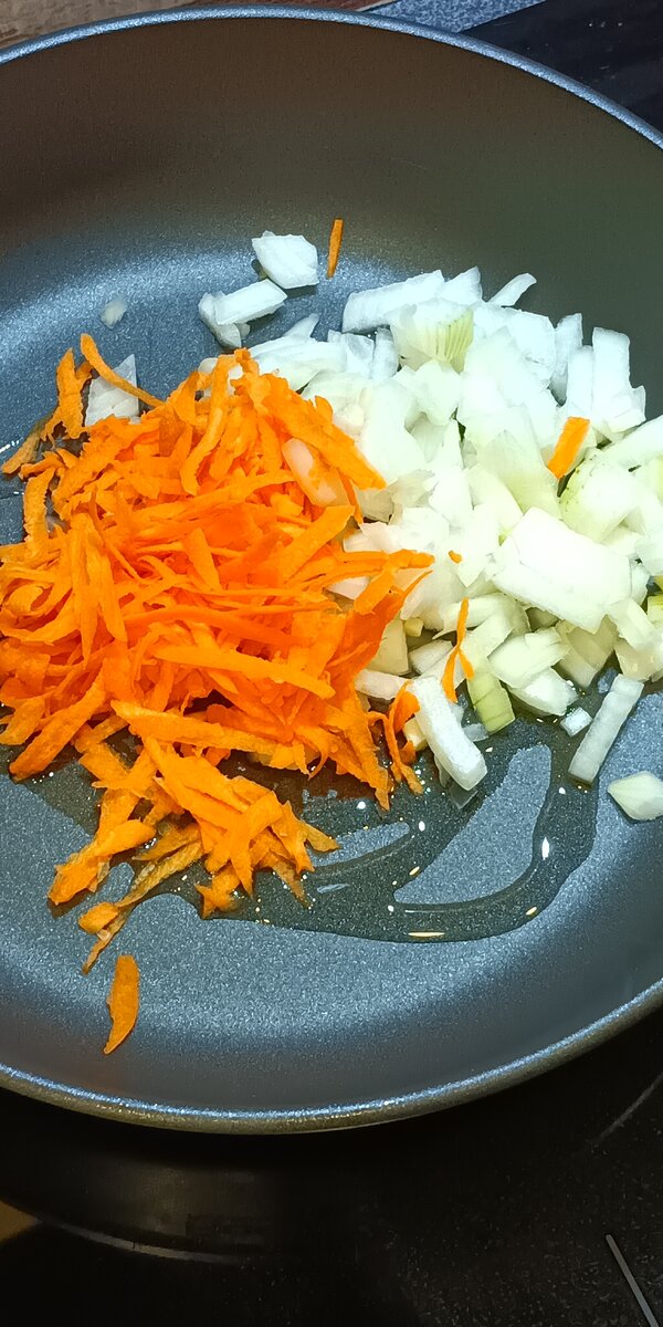 в чем польза огурцов. огуречное варенье. применение огурца. замолосолить огурцы. суп солянка мясная сборная рецепт.