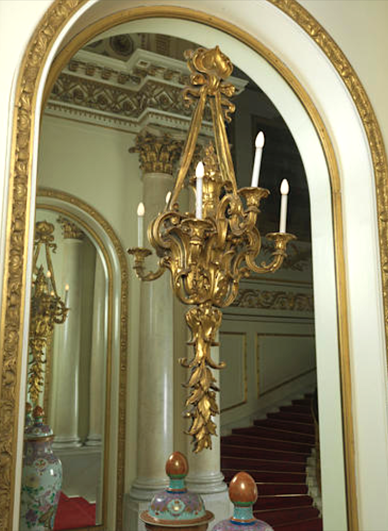 холл дворца. спбгу академия штиглица. войдя в парадный зал. - особняк трубецких - особняк нарышкиных. парадная лестница в гранд опера в париже.