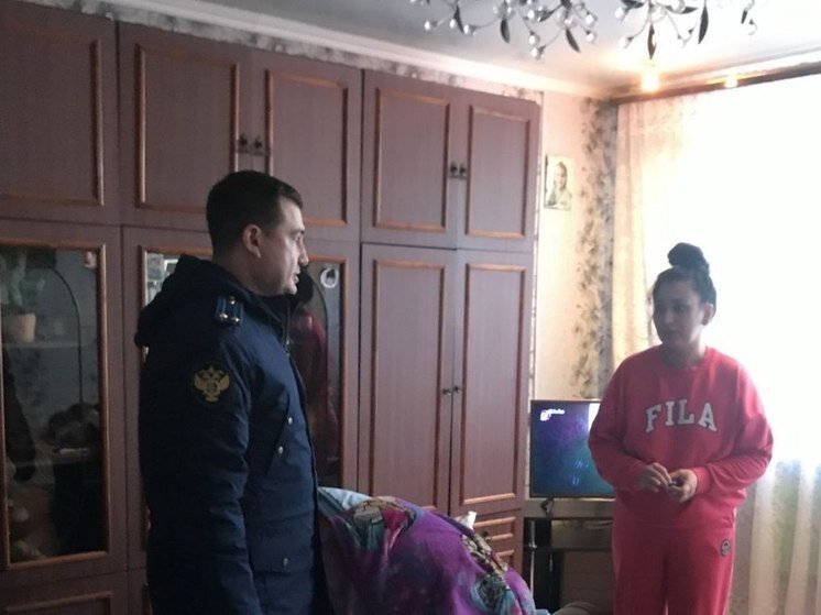 Признание семьи нуждающейся в жилом помещении. Основания признания граждан, нуждающихся в жилых помещениях». Учет граждан нуждающихся в жилых помещениях. Условия для признания семьи нуждающейся в жилом помещении. Справка для программы молодая семья.