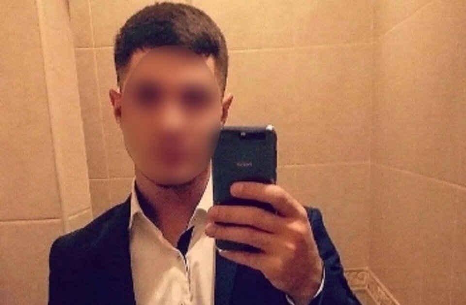 сын пришел со. и снова пришло то время когда твоя шапка решает какая у тебя прическа. прикол приходит сын из школы. сын пришел со. приходит сын из школы домой и говорит отцу.