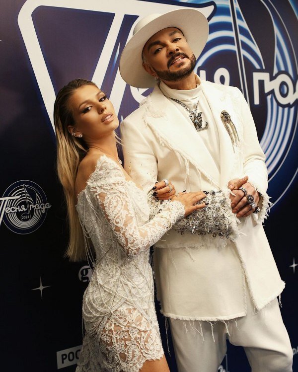 юра шатунов 2013. песня года 1971. юра шатунов рост. леонтьев казанова 2023. песня года 2006 ведущие.