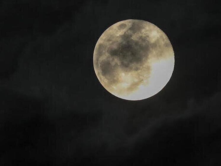 ночной пейзаж. юрий шатунов звездная ночь клип. фон ночь. юрий шатунов 2021 седой. шатунов 2021.