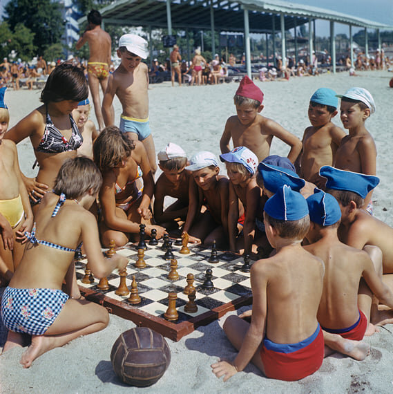 велик век 15. велик век 15. французские арбалетчики столетней войны. велосипед rover 1884. открытие индии васко да гама.