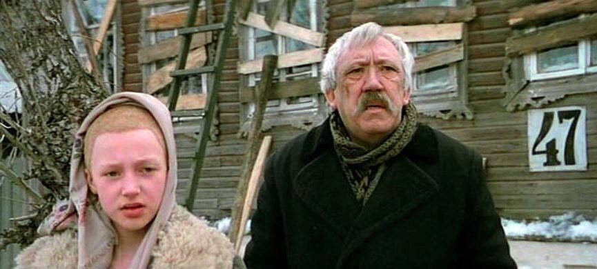 Элли страна оз. Волшебник изумрудного города дороти и страшила. Пугало 2000 чесвик. Диафильм элли спасает страшилу. Воздушное чучело.