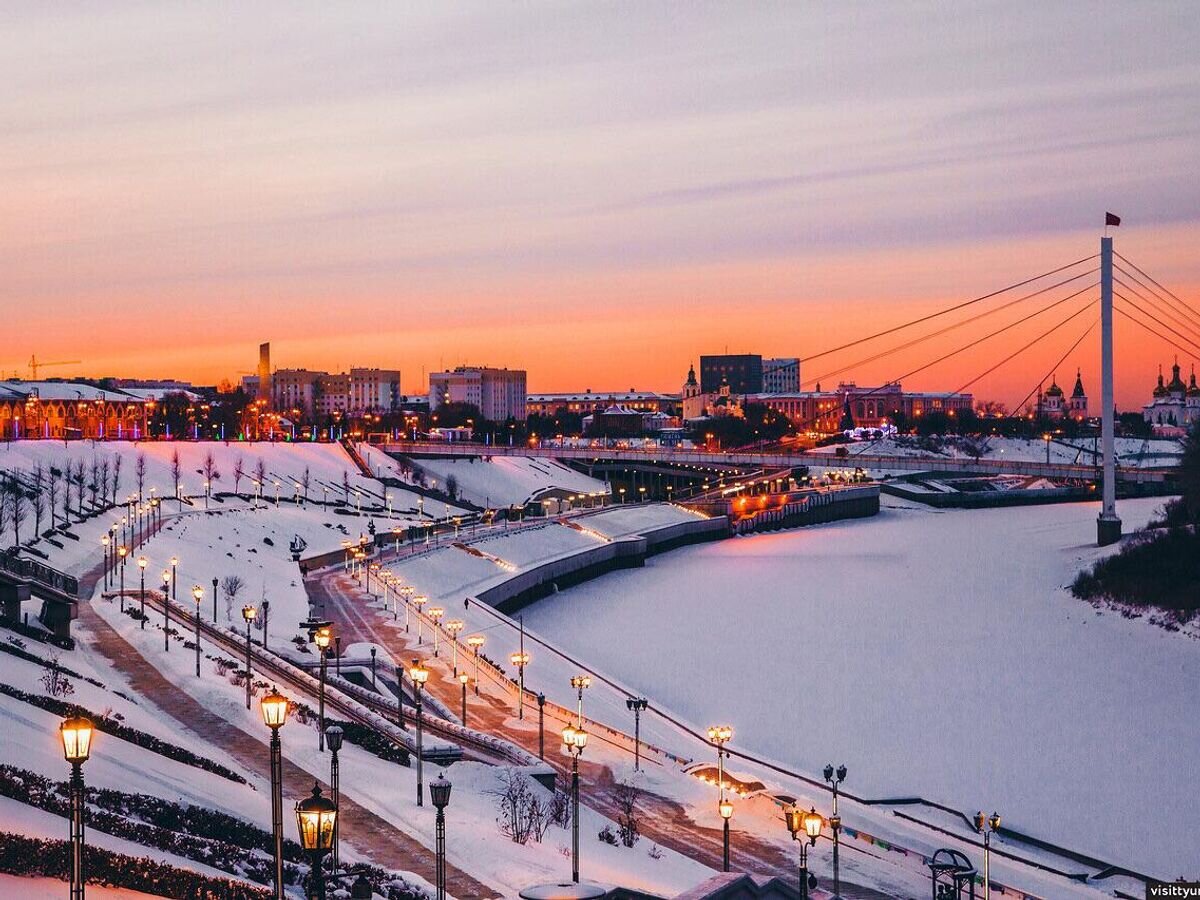   Набережная и мост в Тюмени© Фото предоставлено Visit Tyumen