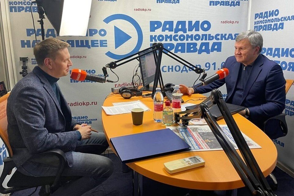 Педагоги зарплата новости. Педагоги зарплата новости. Зарплата учителя. Мой папа педагог фото. Учитель ждет.