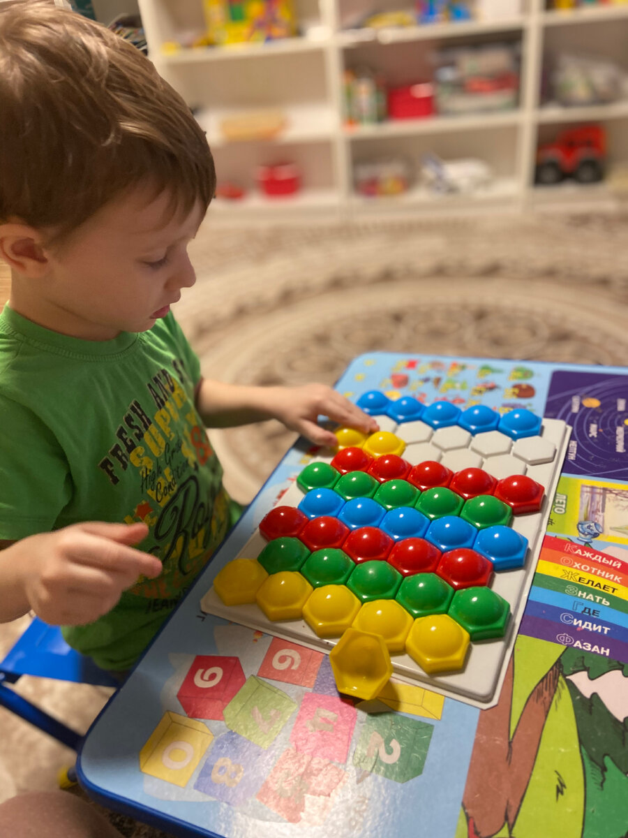 сделать развивающие игрушки. 5 года. доска для развития мелкой моторики. бизиборд «ферма». сенсорные развивающие коврики.