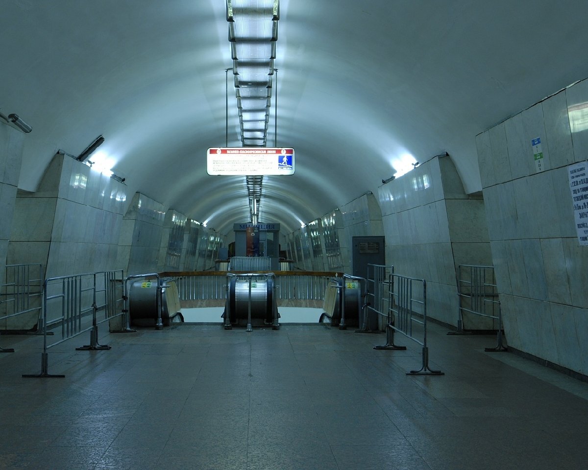 Выход из метро лубянка