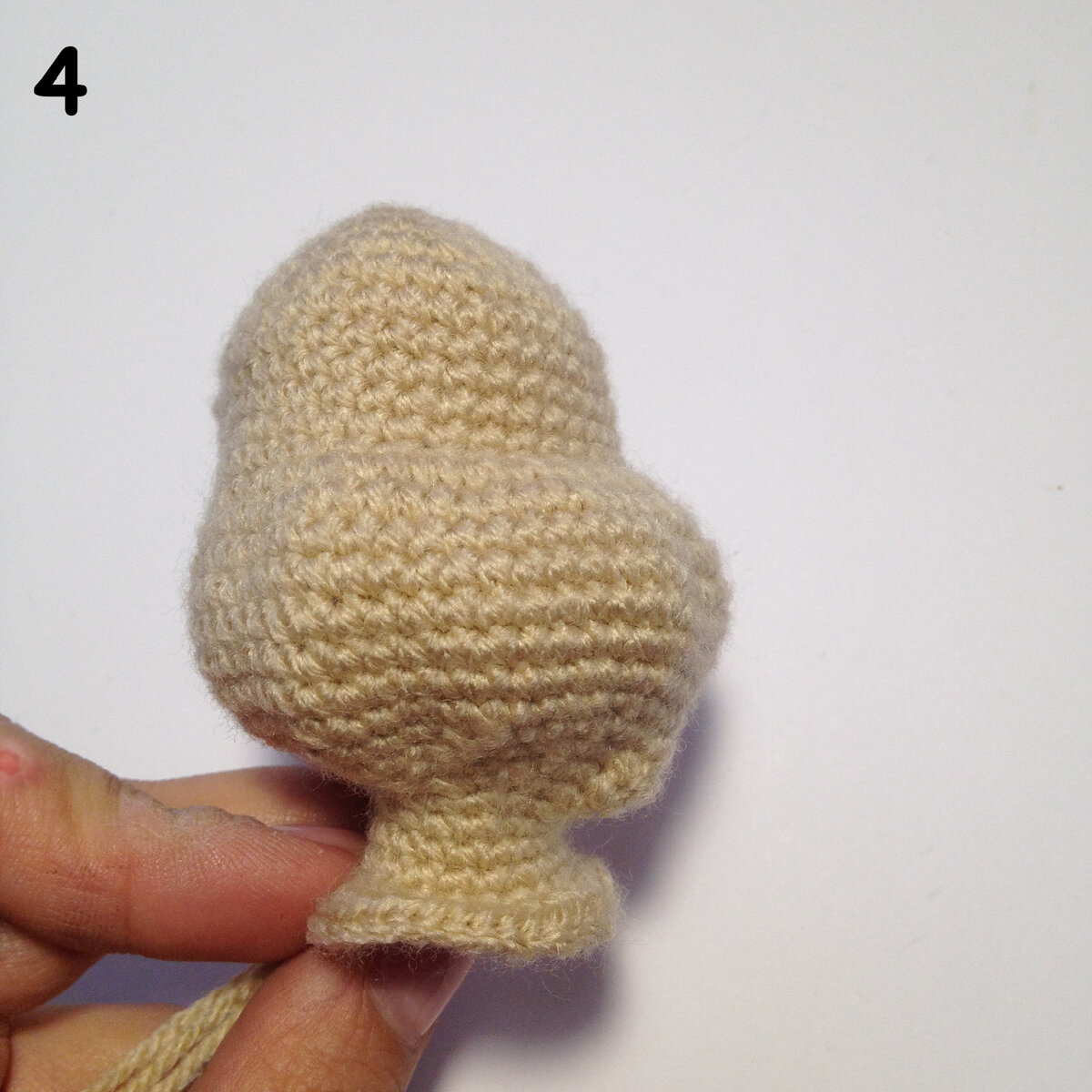 Маркировка толщины швейных ниток. Толщина нити 6 букв. Нитки толщина таблица. Таблица толщины швейных ниток. Маркировка армированных швейных ниток.