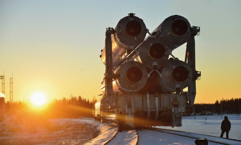 Утренняя атмосфера на космодроме Плесецк, Архангельская область Фото: Минобороны России